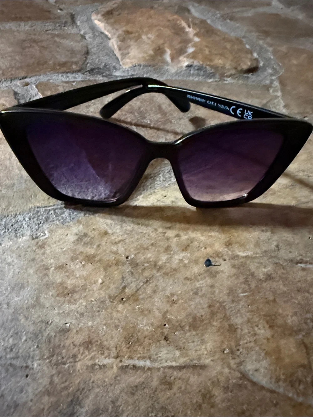Classic Cat-Eye Women's Sunglasses - Black Frame with Purple Gradient Lenses